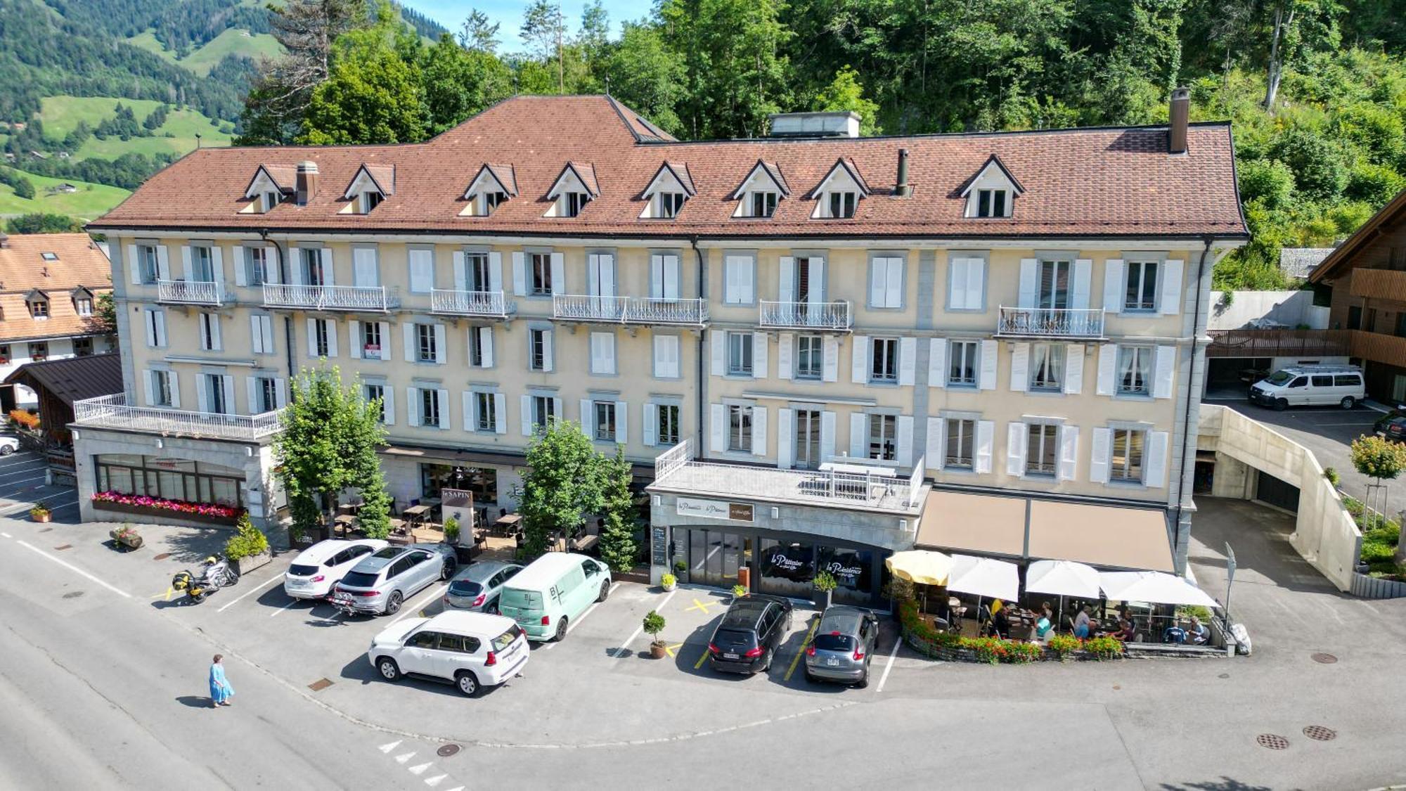 Residence Le Sapin & Bains De La Gruyere Шарме Экстерьер фото